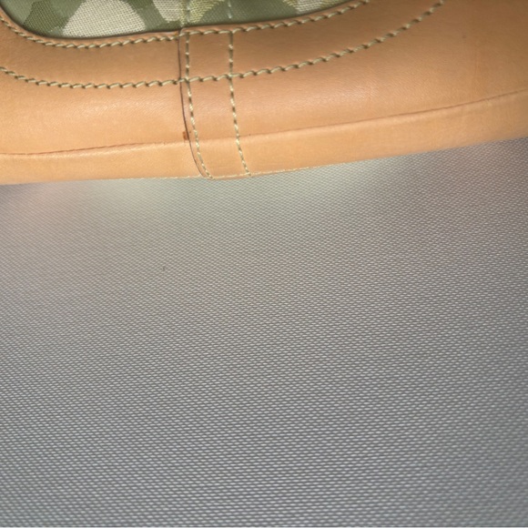 Coach Light Green and Tan Shoulder Bag - Picture 6 of 6